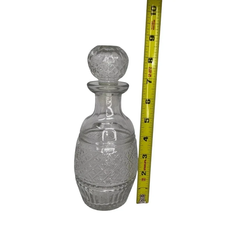 Vintage Clear Glass Decanter w Stopper‎ Diamond Cut Pattern Small Barware 8.5